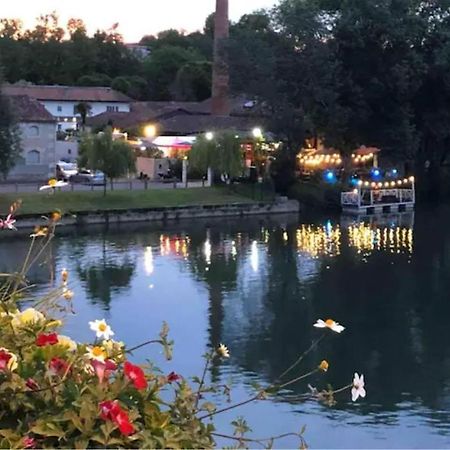 Le Charmant # Coeur De Cognac # Courette Bagian luar foto
